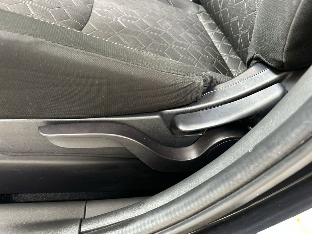 Used 2022 Mitsubishi Outlander Sport ES image 10