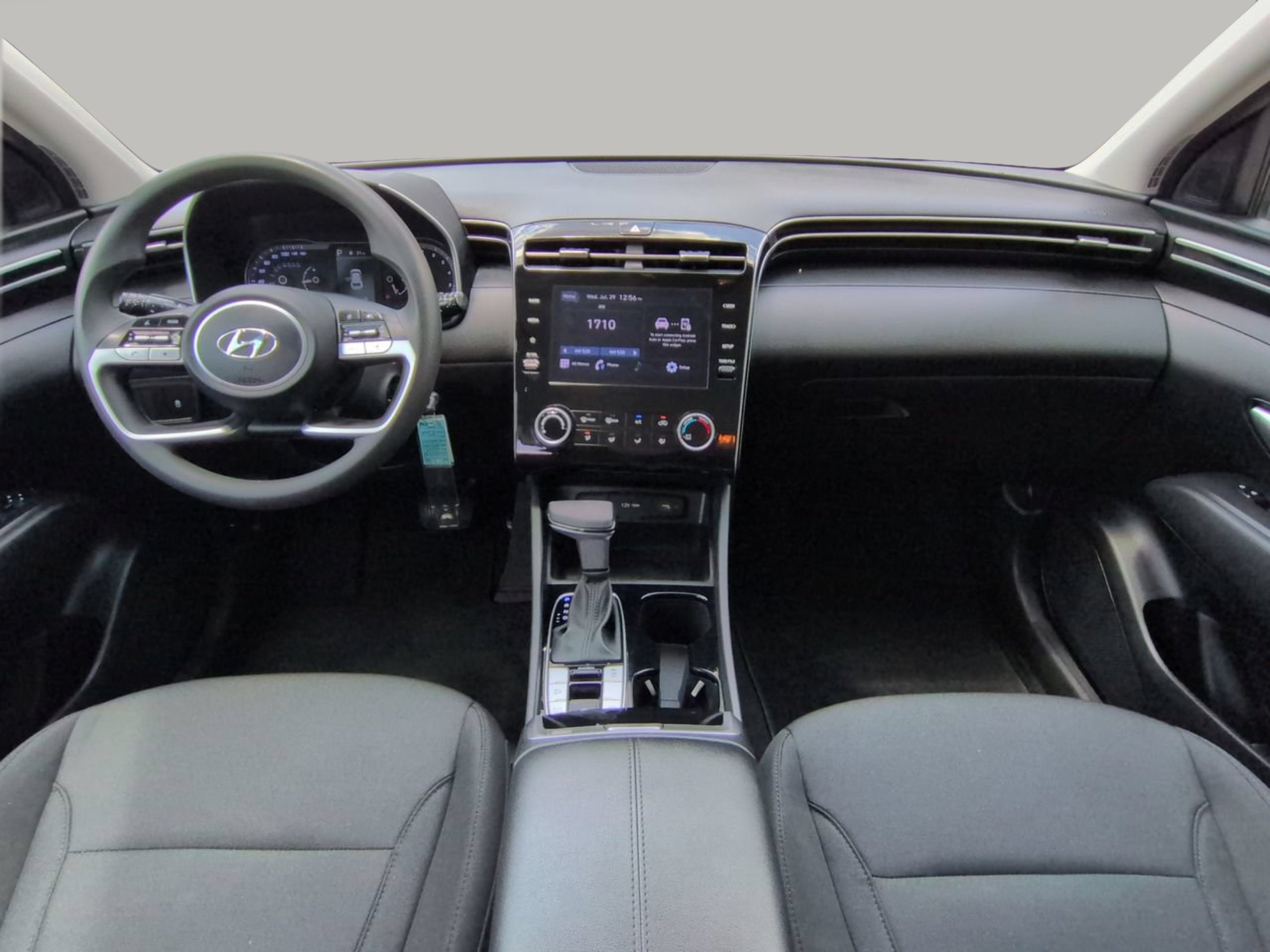 Used 2023 Hyundai Tucson SE FWD image 4