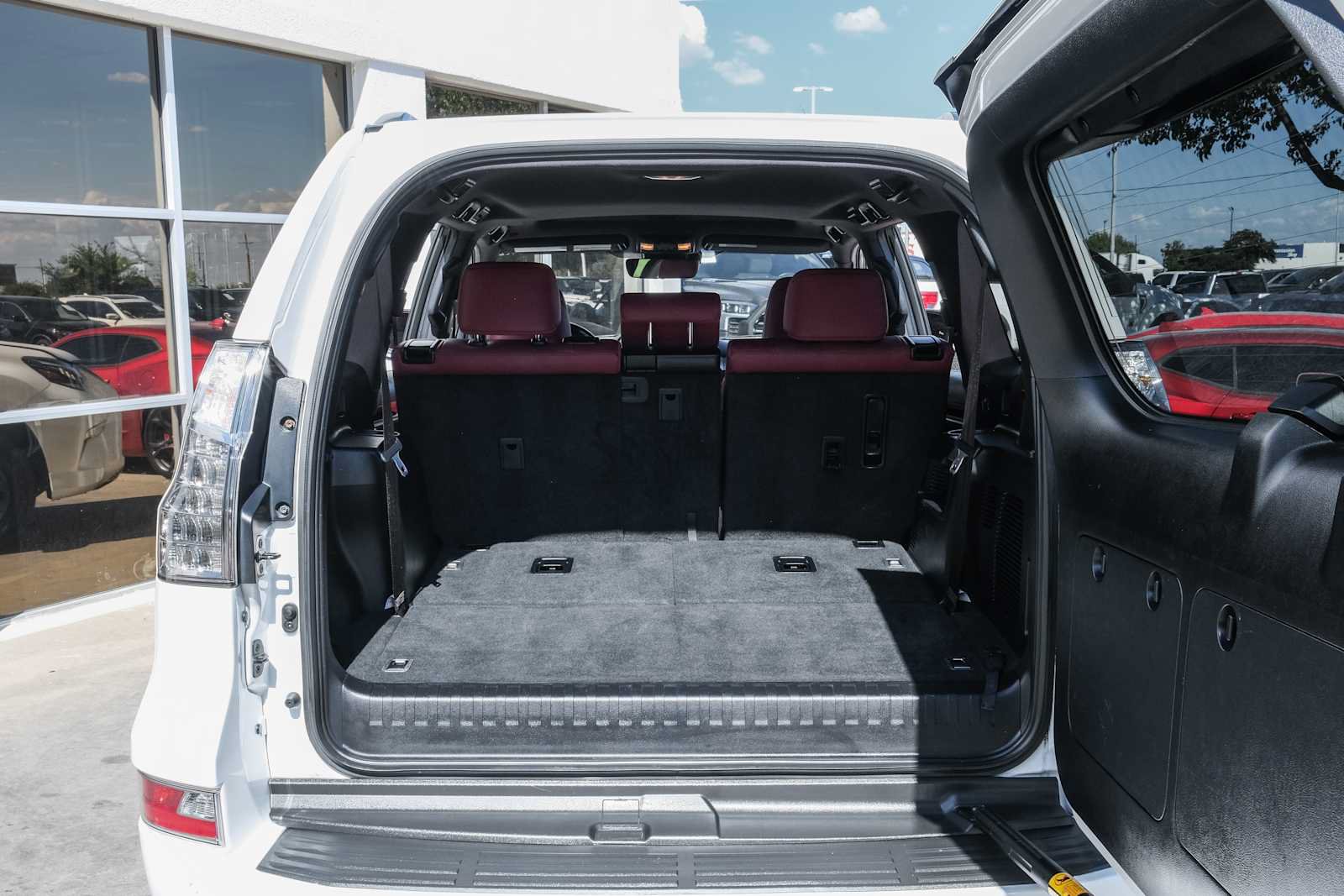Used 2021 Lexus GX 460 Premium w/ Premium Package AWD/4WD image 51