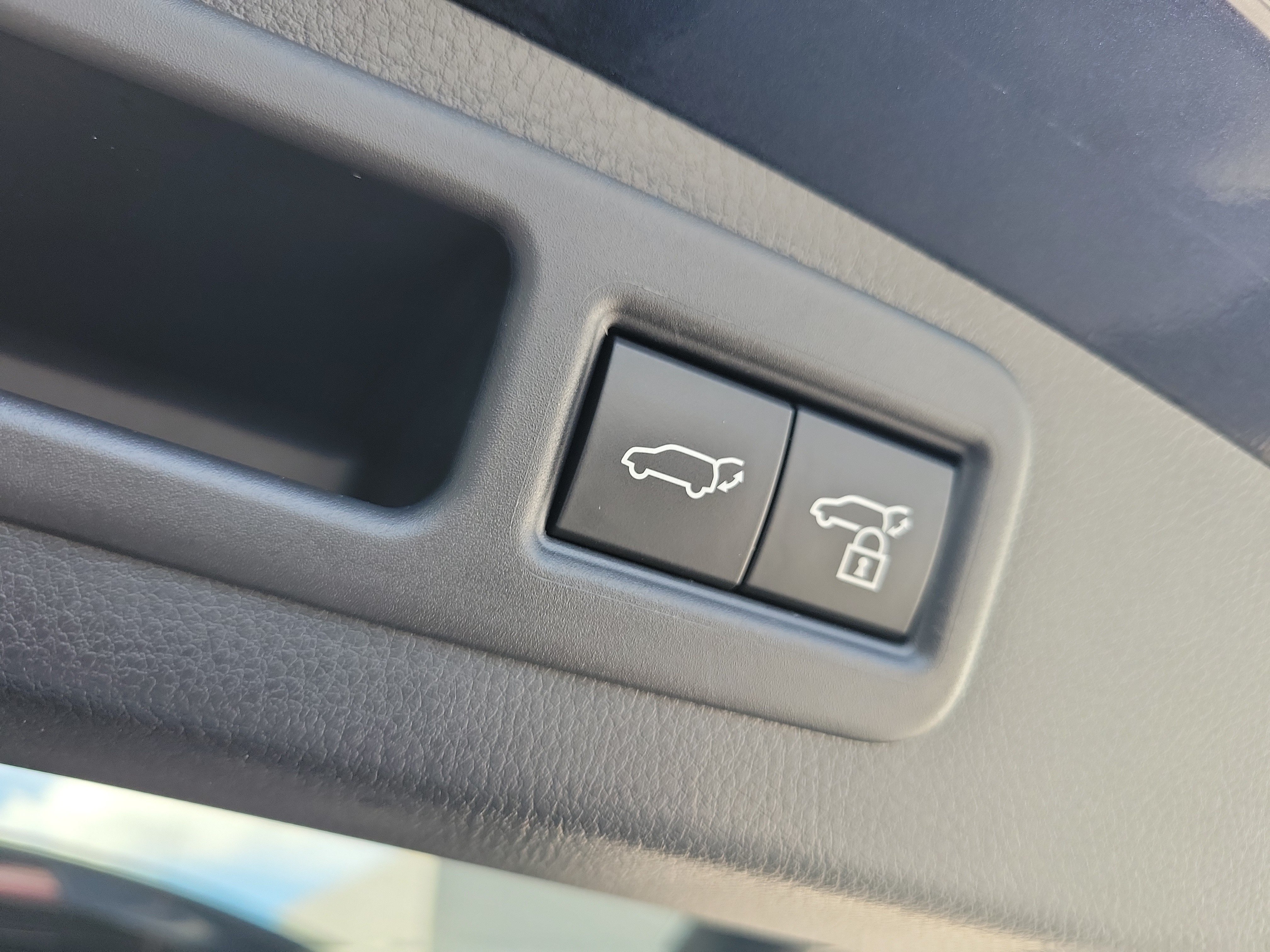 Used 2023 Lexus RX 350 Premium w/ Cold Area Package FWD image 10