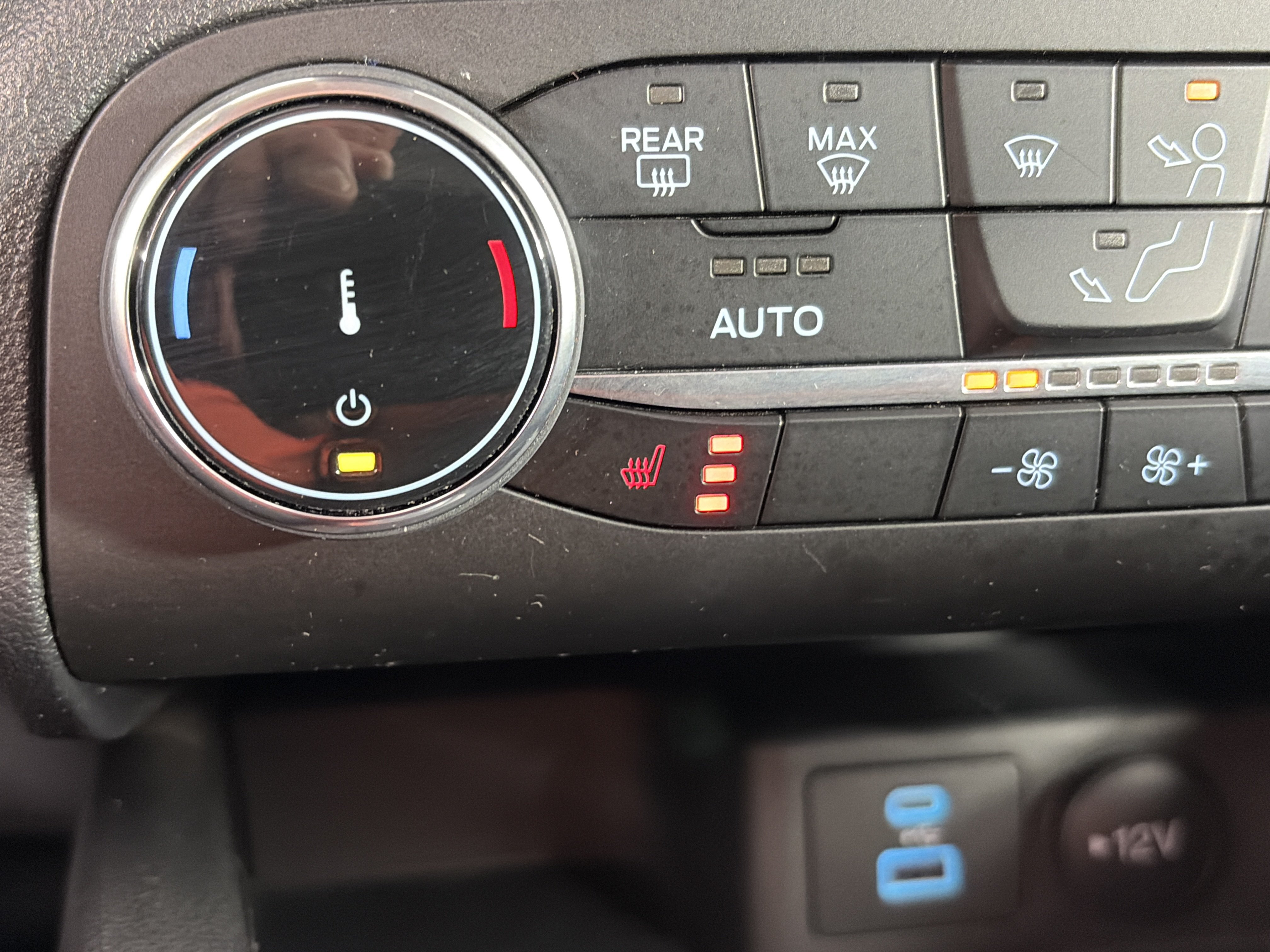 Used 2023 Ford Escape Active AWD/4WD image 24