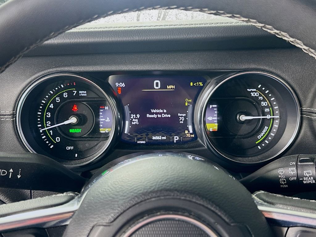 Used 2023 Jeep Wrangler Unlimited Sahara w/ Cold Weather Group image 24