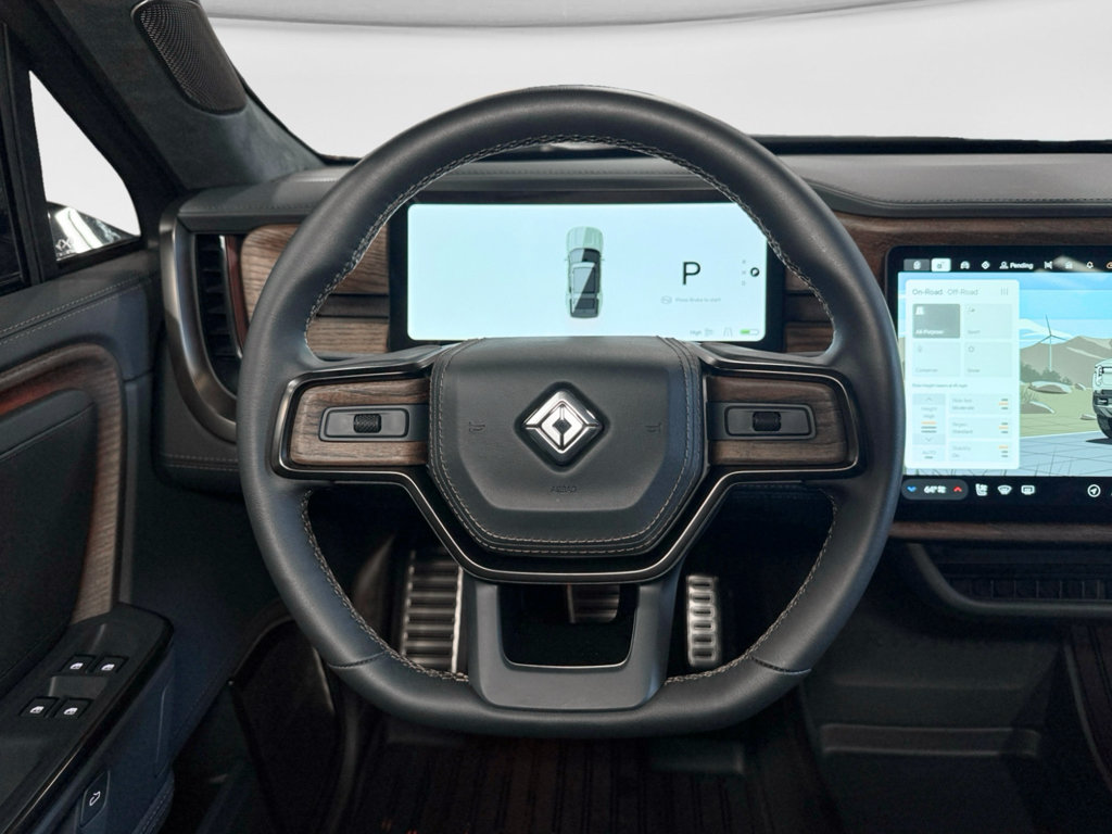 Used 2026 Rivian R1S Premium AWD/4WD image 8