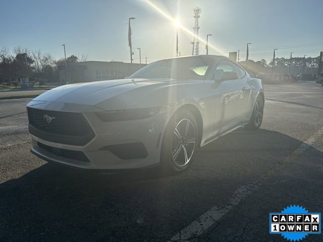 Used 2025 Ford Mustang EcoBoost image 1
