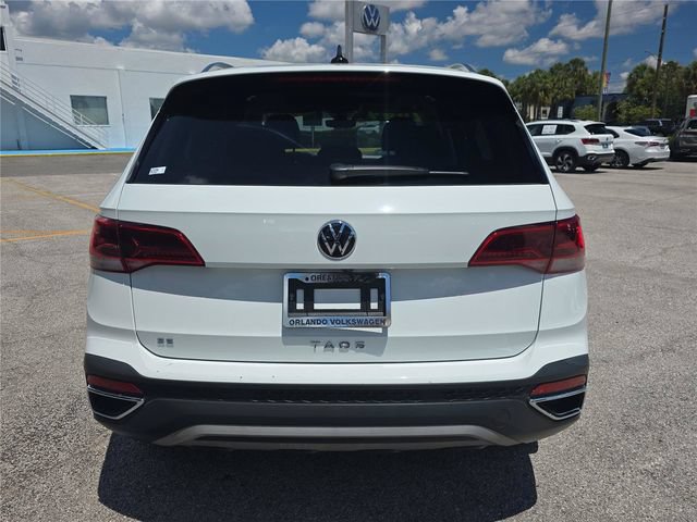 Used 2024 Volkswagen Taos SE FWD image 4