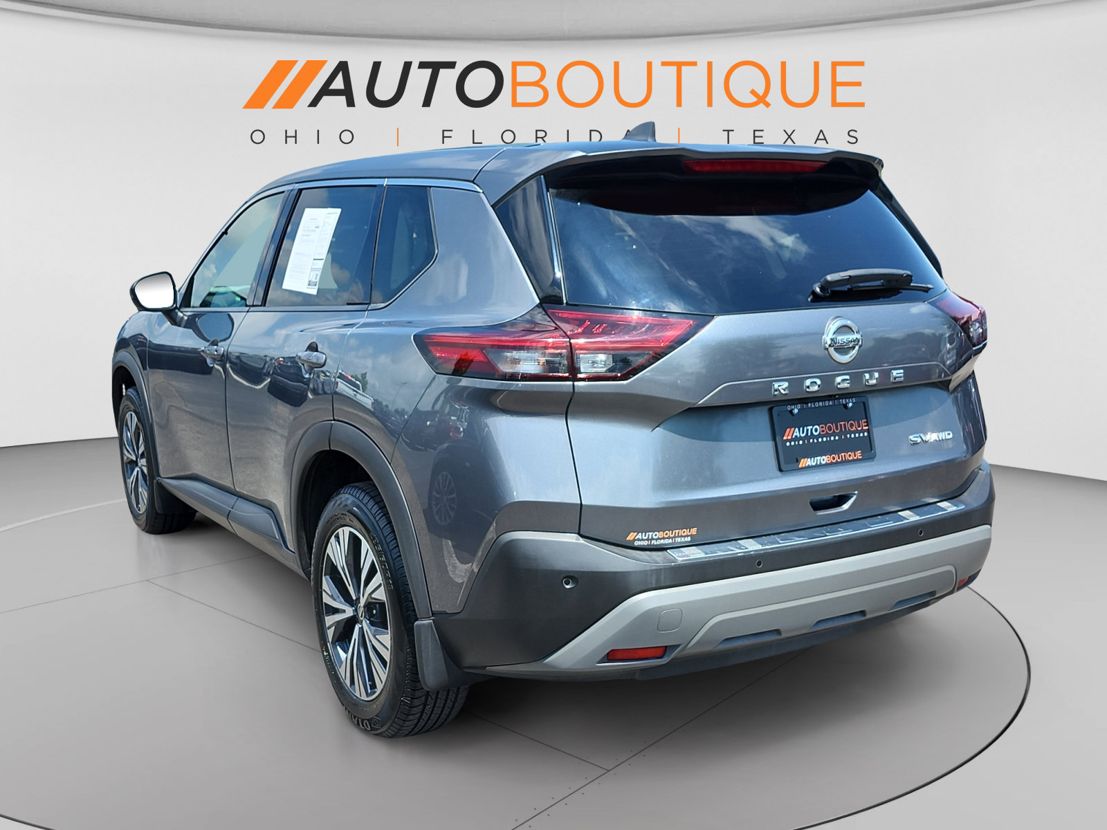 Used 2021 Nissan Rogue SV AWD/4WD image 3