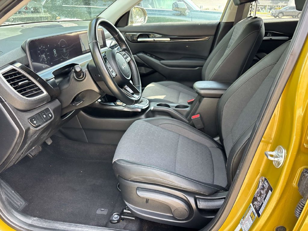 Certified 2024 Kia Seltos S AWD/4WD image 9