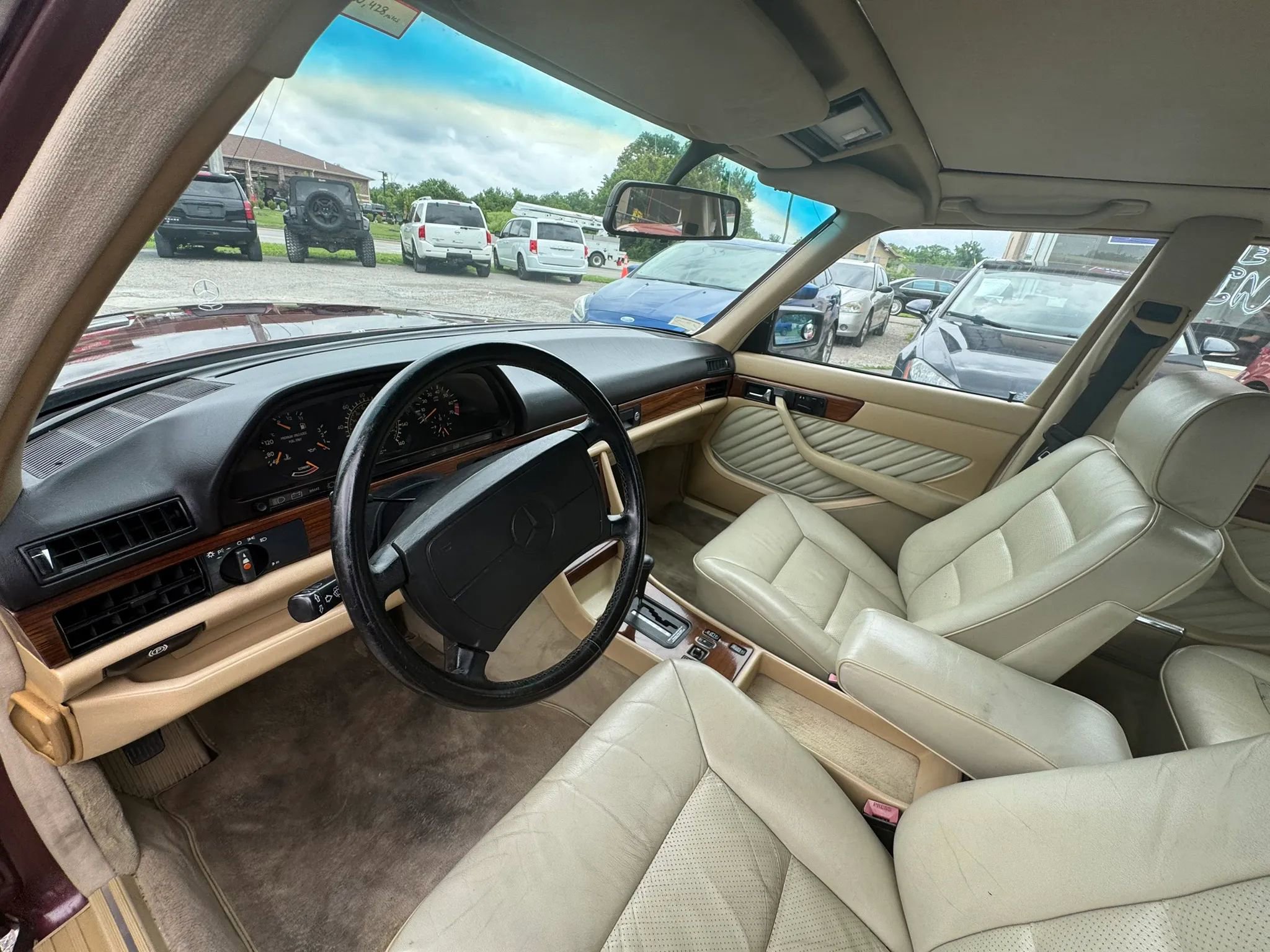 Used 1991 Mercedes-Benz 300 SE image 16