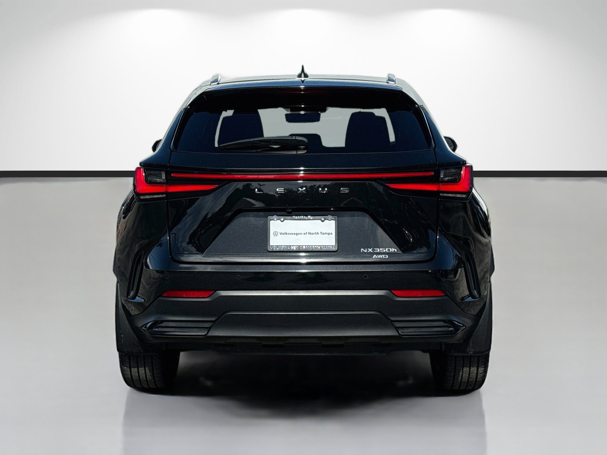 Used 2023 Lexus NX 350h AWD image 4