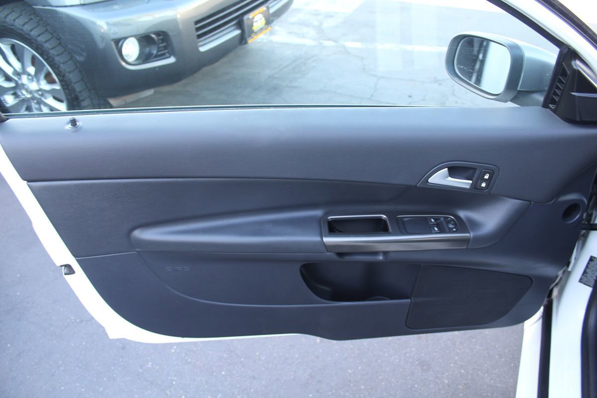 Used 2013 Volvo C30 T5 R-Design FWD image 20