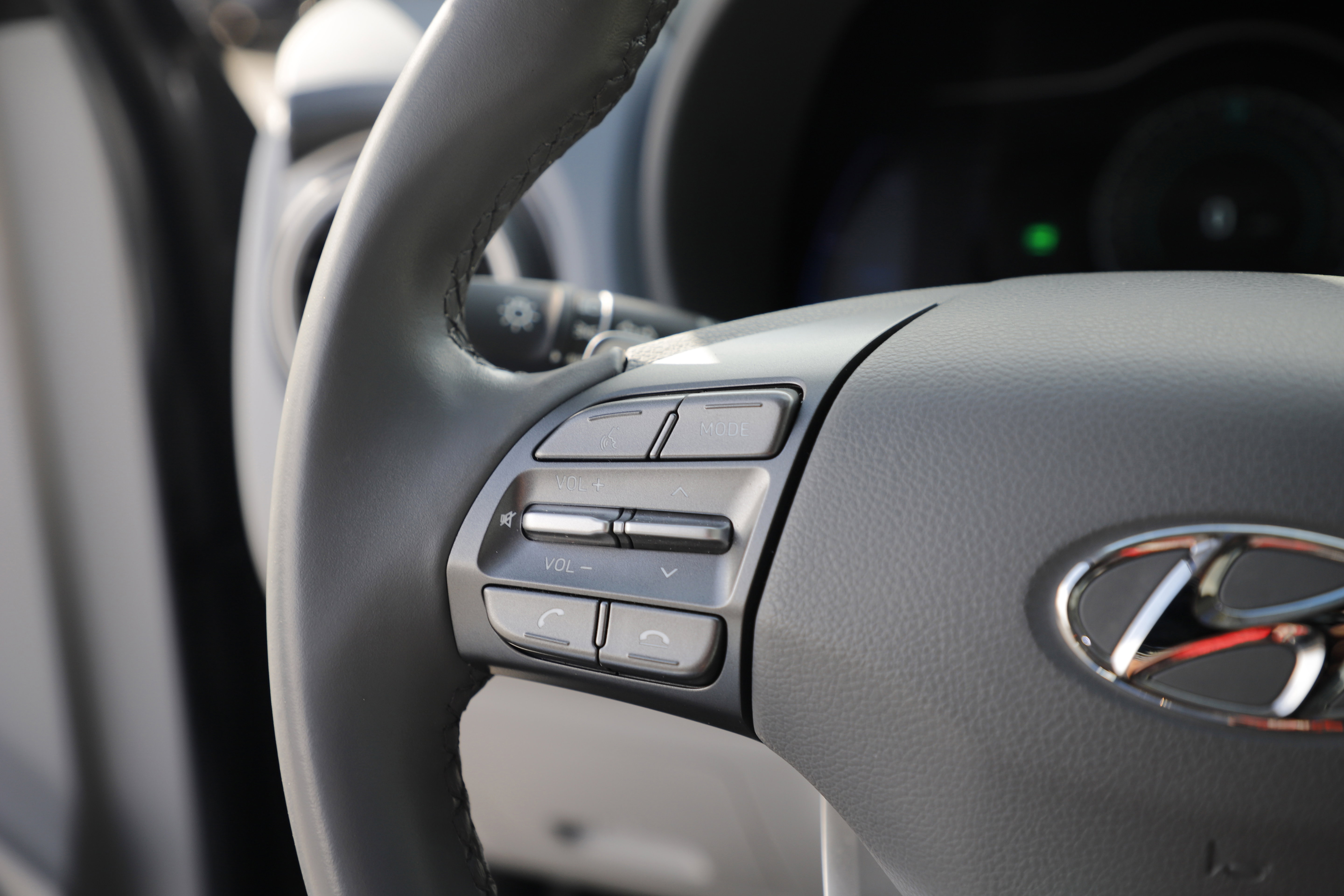 Used 2021 Hyundai Kona Limited image 23