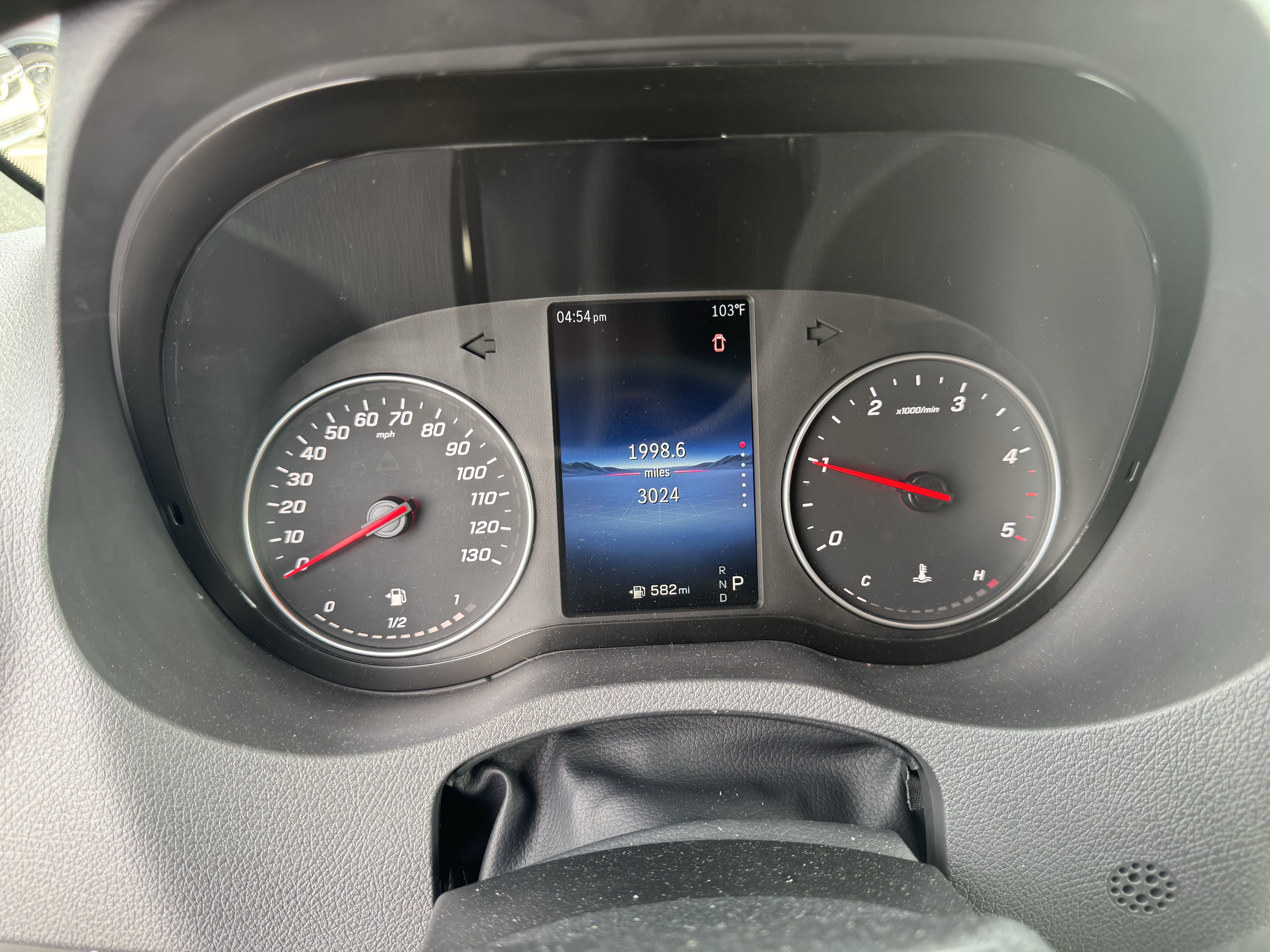 Used 2025 Mercedes-Benz Sprinter 2500 image 8