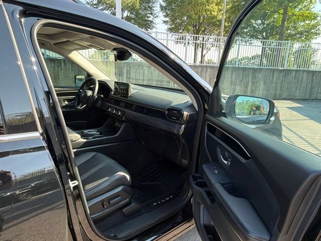 Used 2023 Honda Pilot Touring image 30