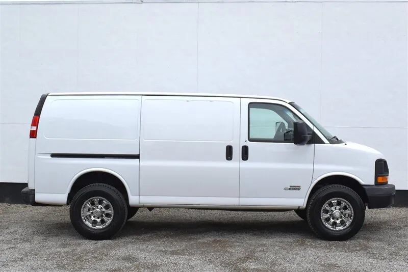 Used 2006 Chevrolet Express 3500 RWD image 6
