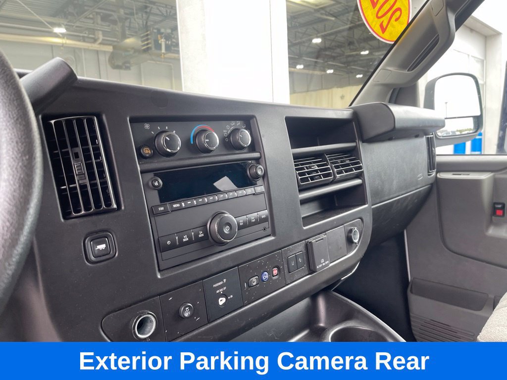 Used 2025 GMC Savana 3500 LT w/ LT Preferred Equipment Group RWD image 16