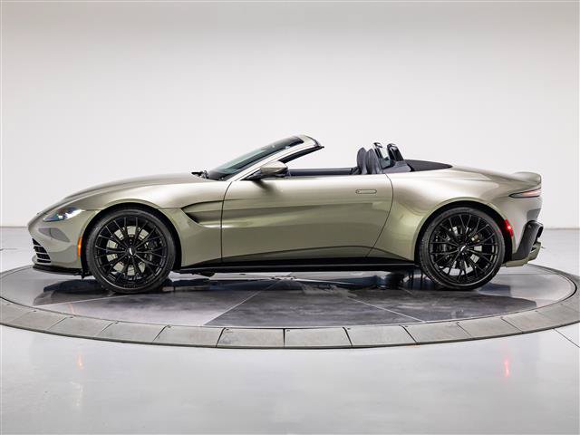 Used 2023 Aston Martin V8 Vantage Roadster RWD image 9