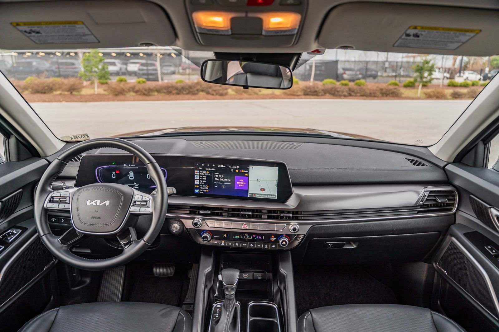 Used 2025 Kia Telluride LX image 24