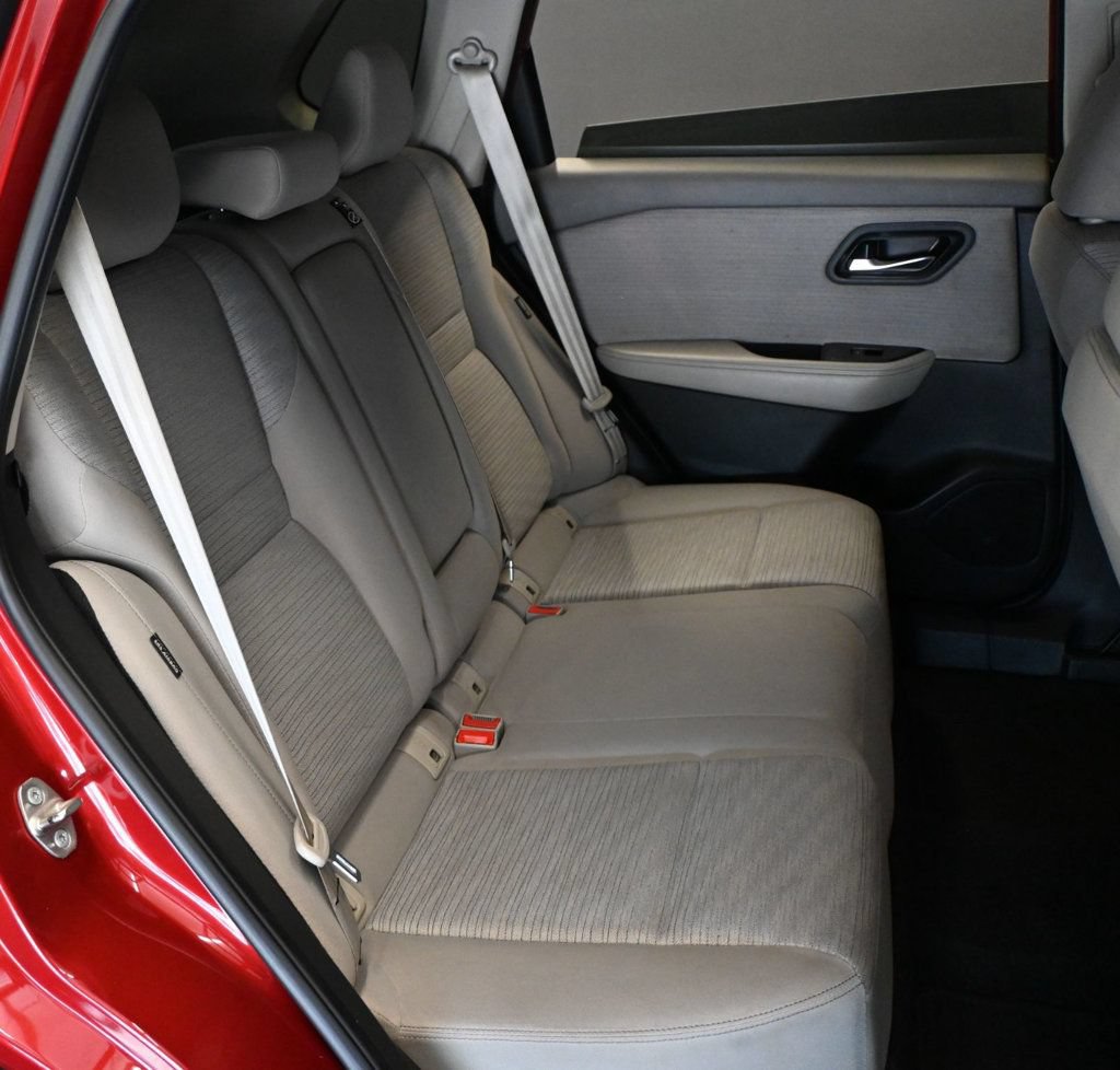 Used 2021 Nissan Rogue SV FWD image 20