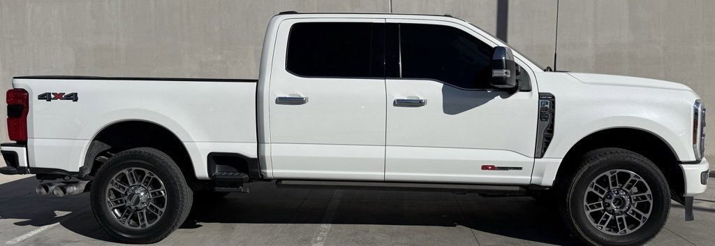Used 2024 Ford F350 Limited image 3