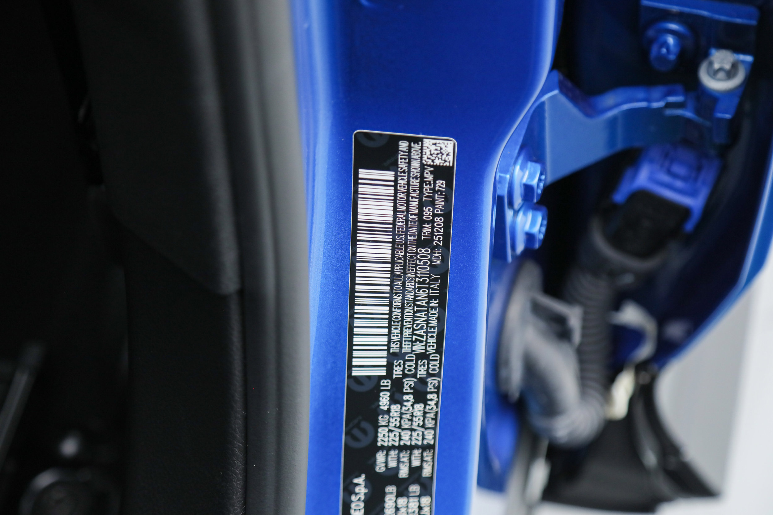 New 2026 Alfa Romeo Tonale Sprint w/ Black Premium Package image 22