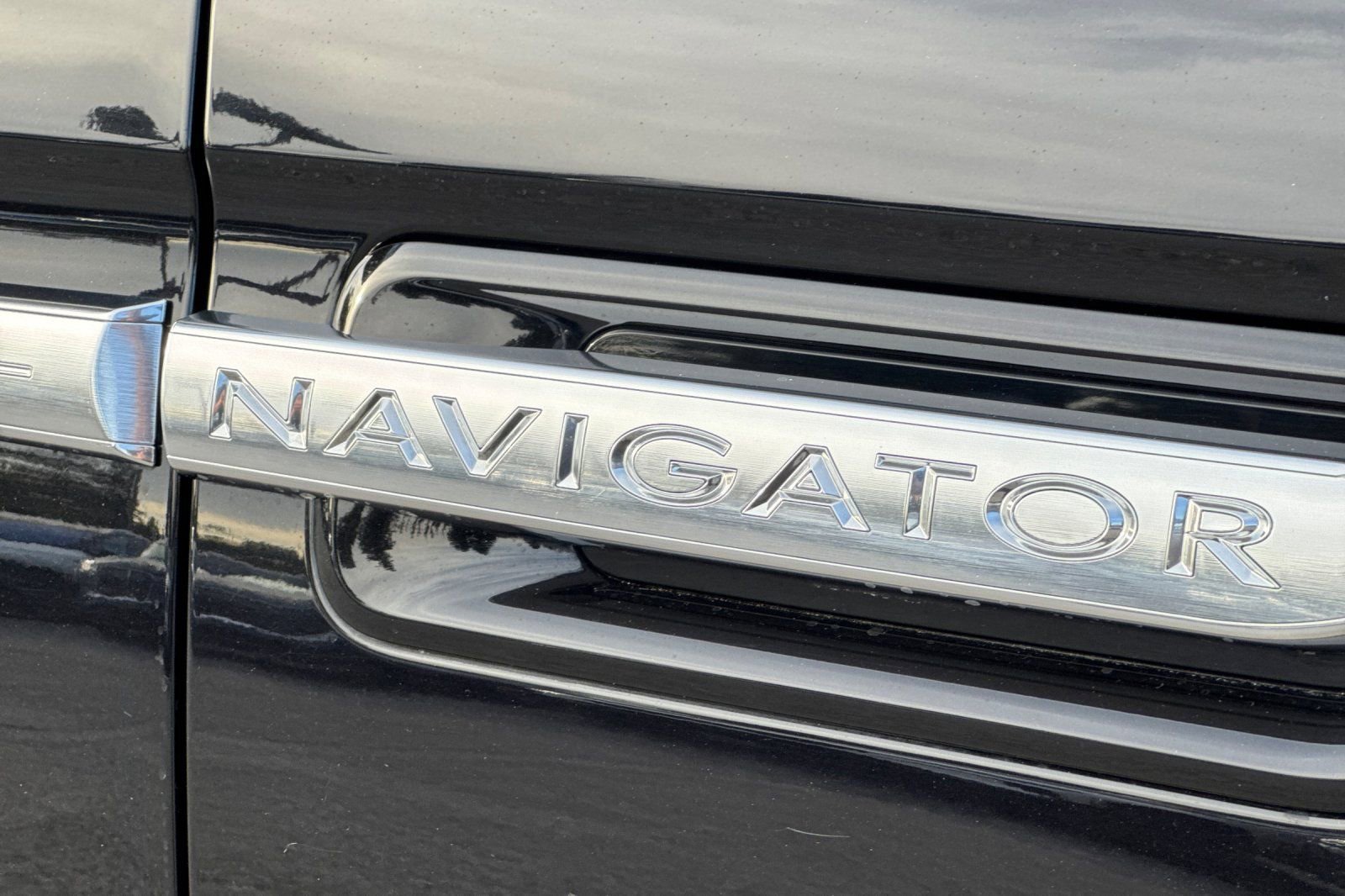 Used 2019 Lincoln Navigator L Select image 27