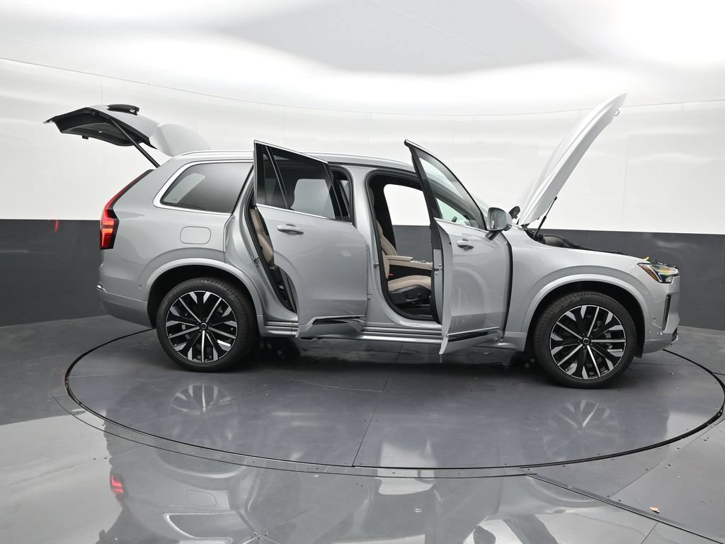 New 2026 Volvo XC90 B6 Plus w/ Protection Package Premier AWD/4WD image 30