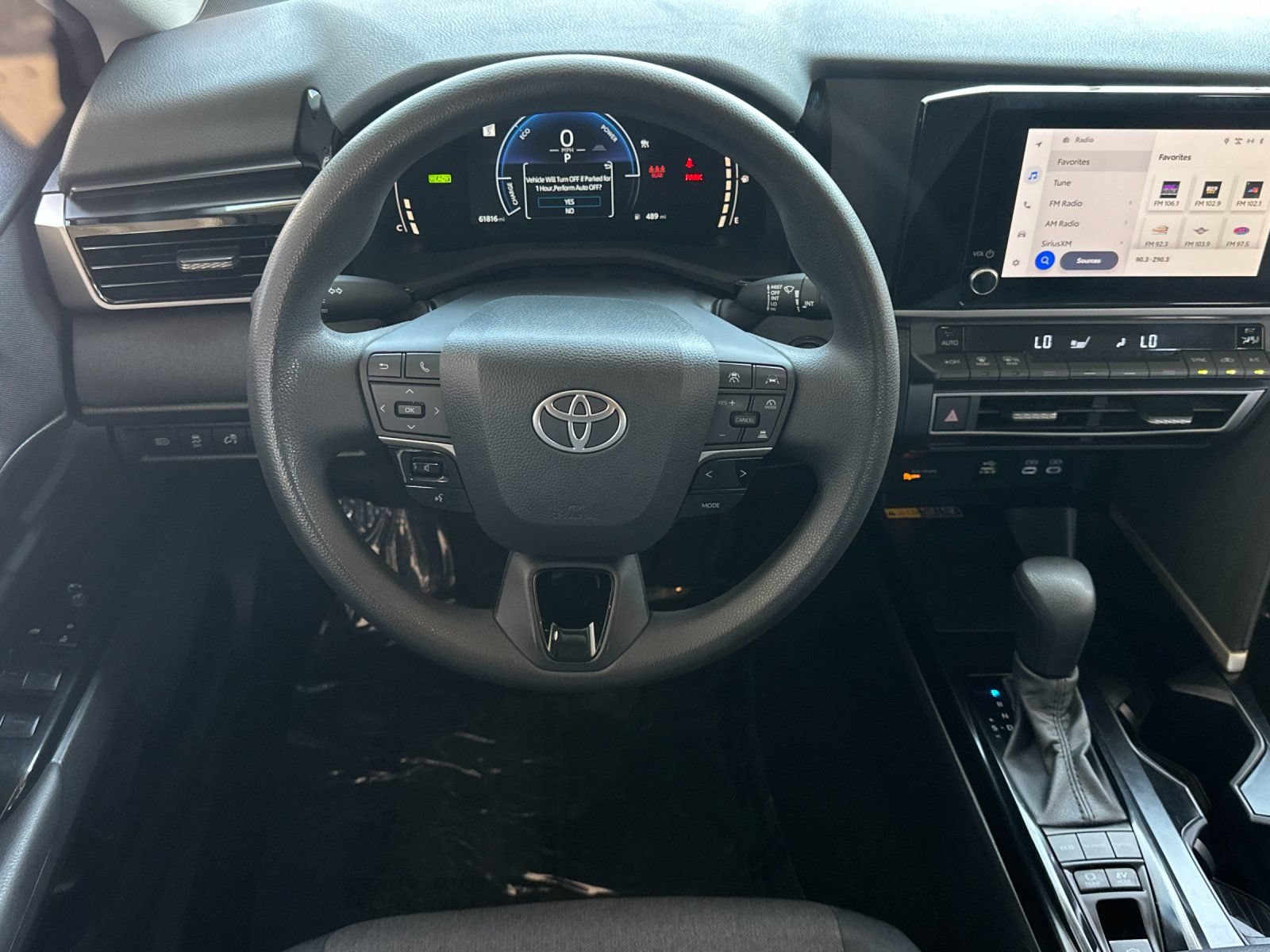 Used 2025 Toyota Camry LE FWD image 13