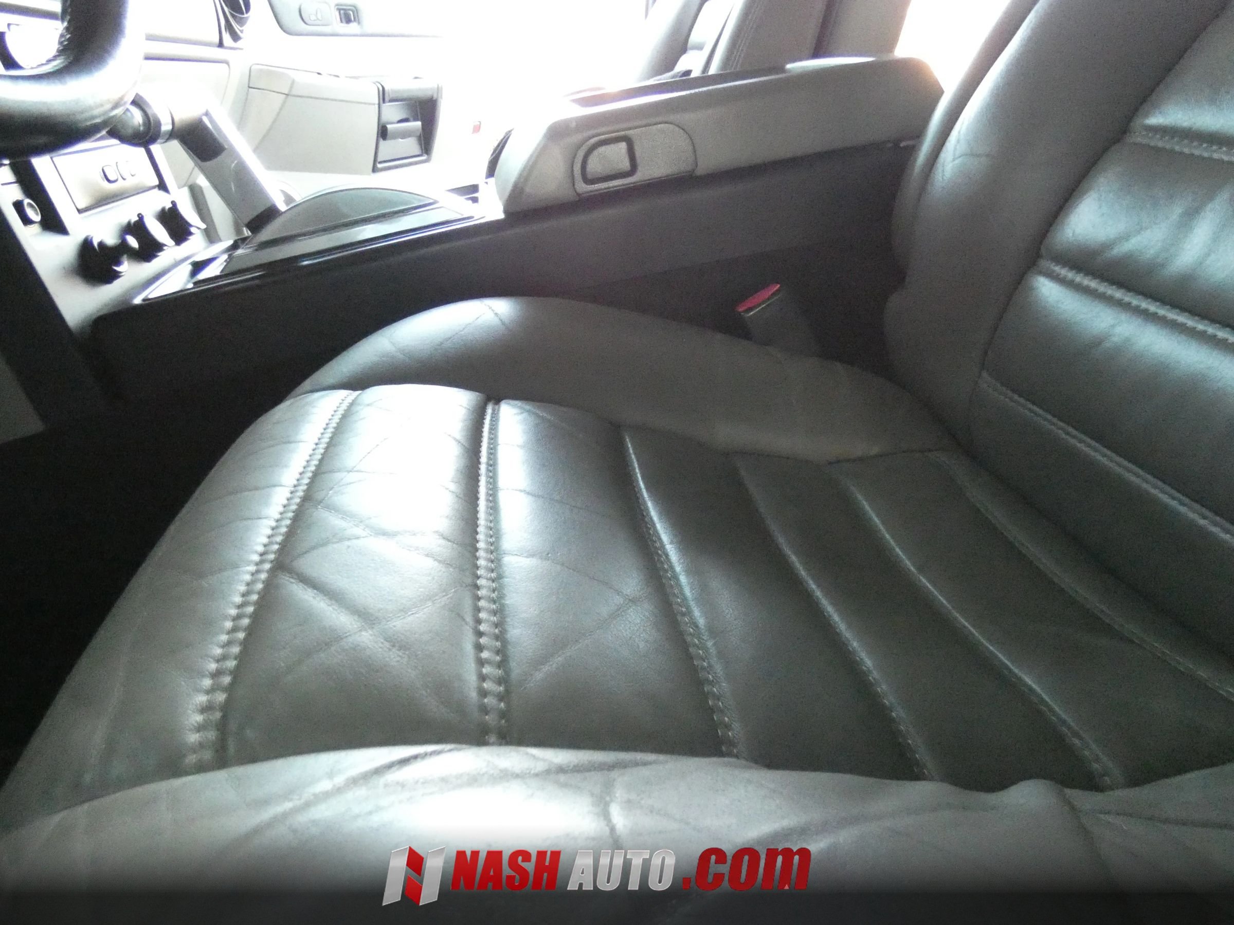 Used 2005 HUMMER H2 w/ Preferred Equipment Group AWD/4WD image 44