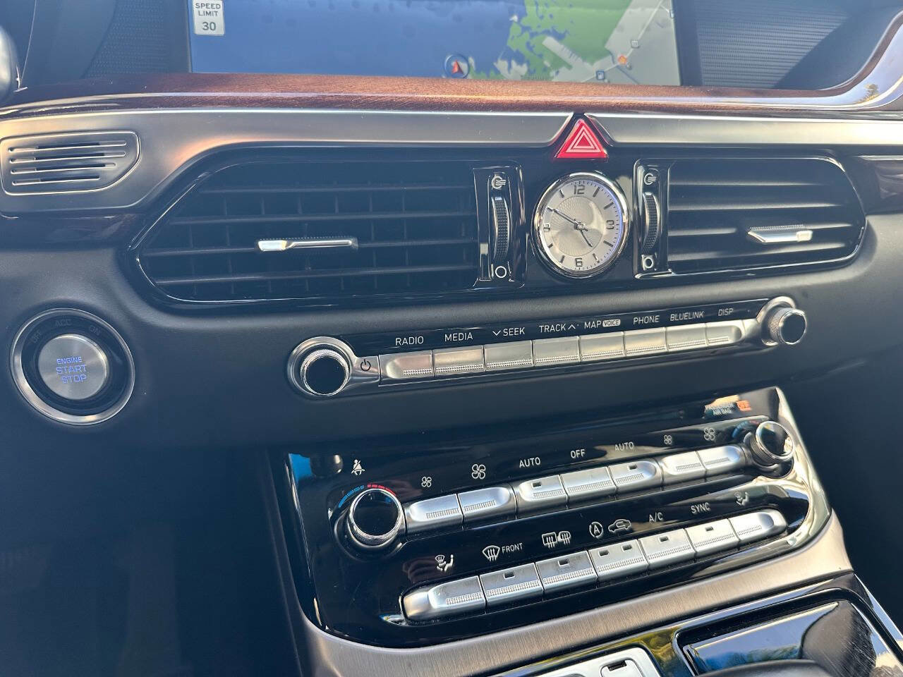 Used 2017 Genesis G90 5.0 Ultimate image 18
