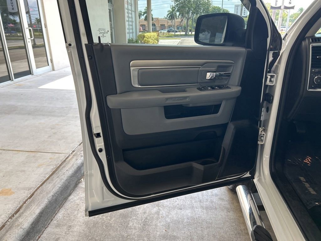 Used 2019 RAM 1500 Big Horn RWD image 40