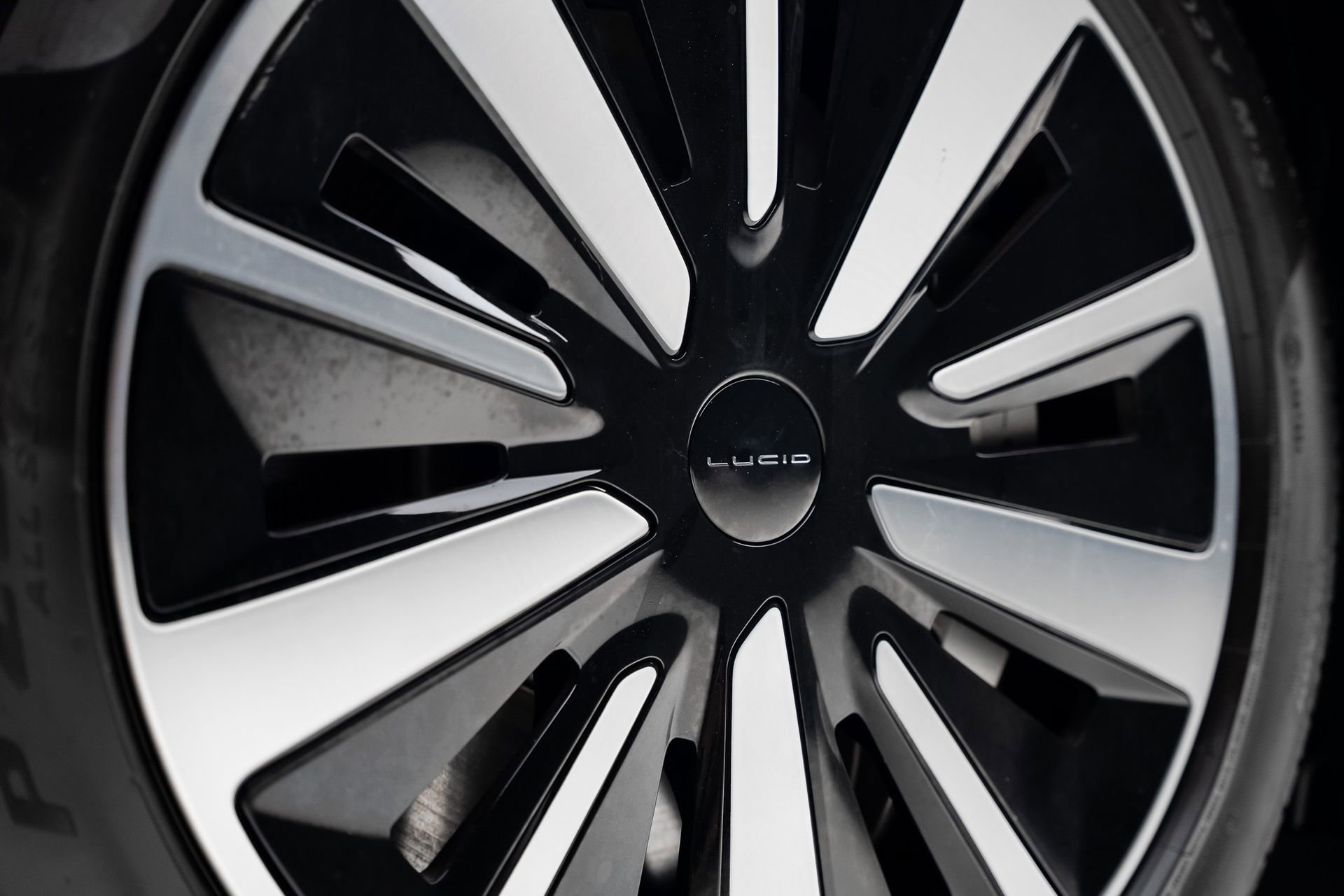 Used 2022 Lucid Air Grand Touring image 23