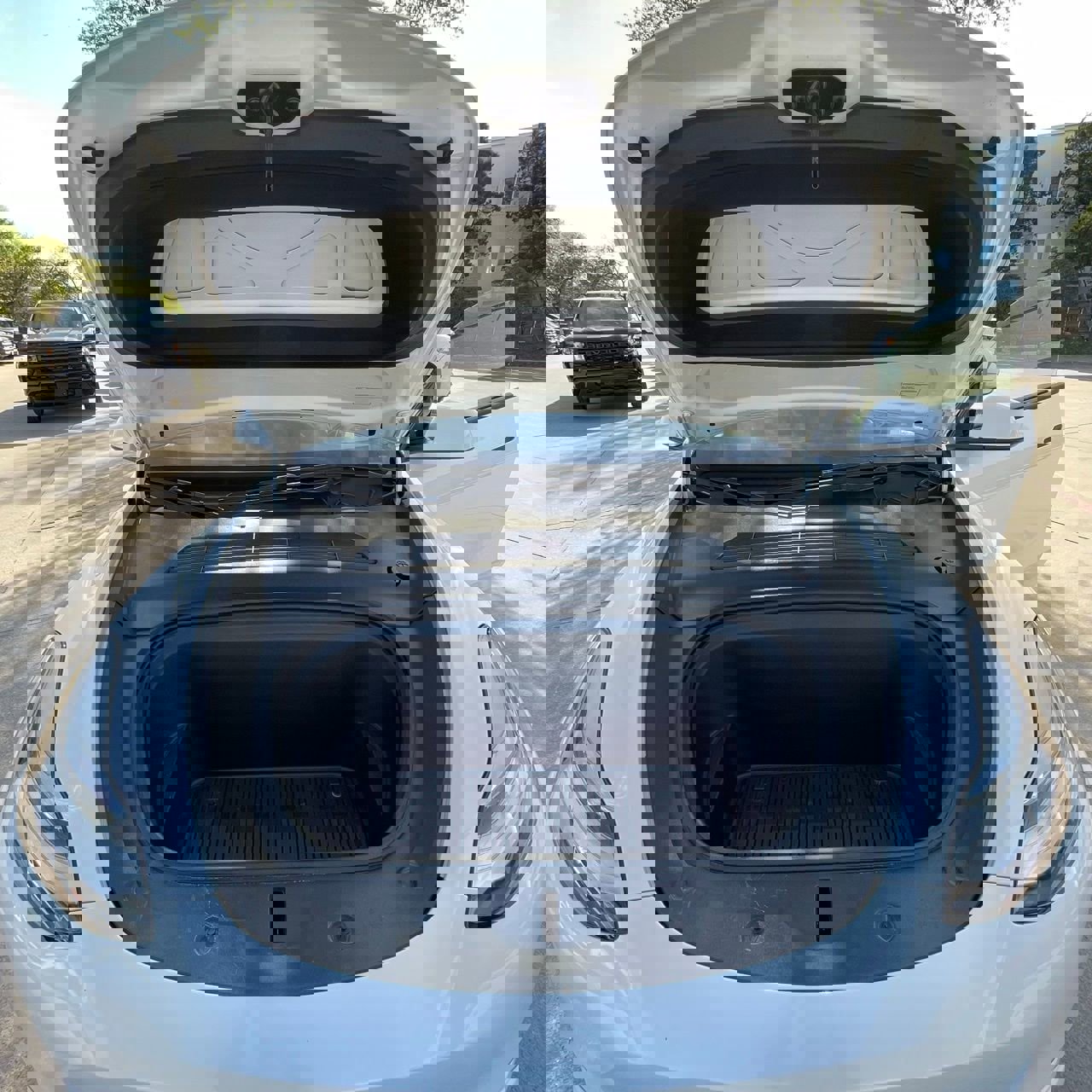 Used 2023 Tesla Model Y Long Range image 24