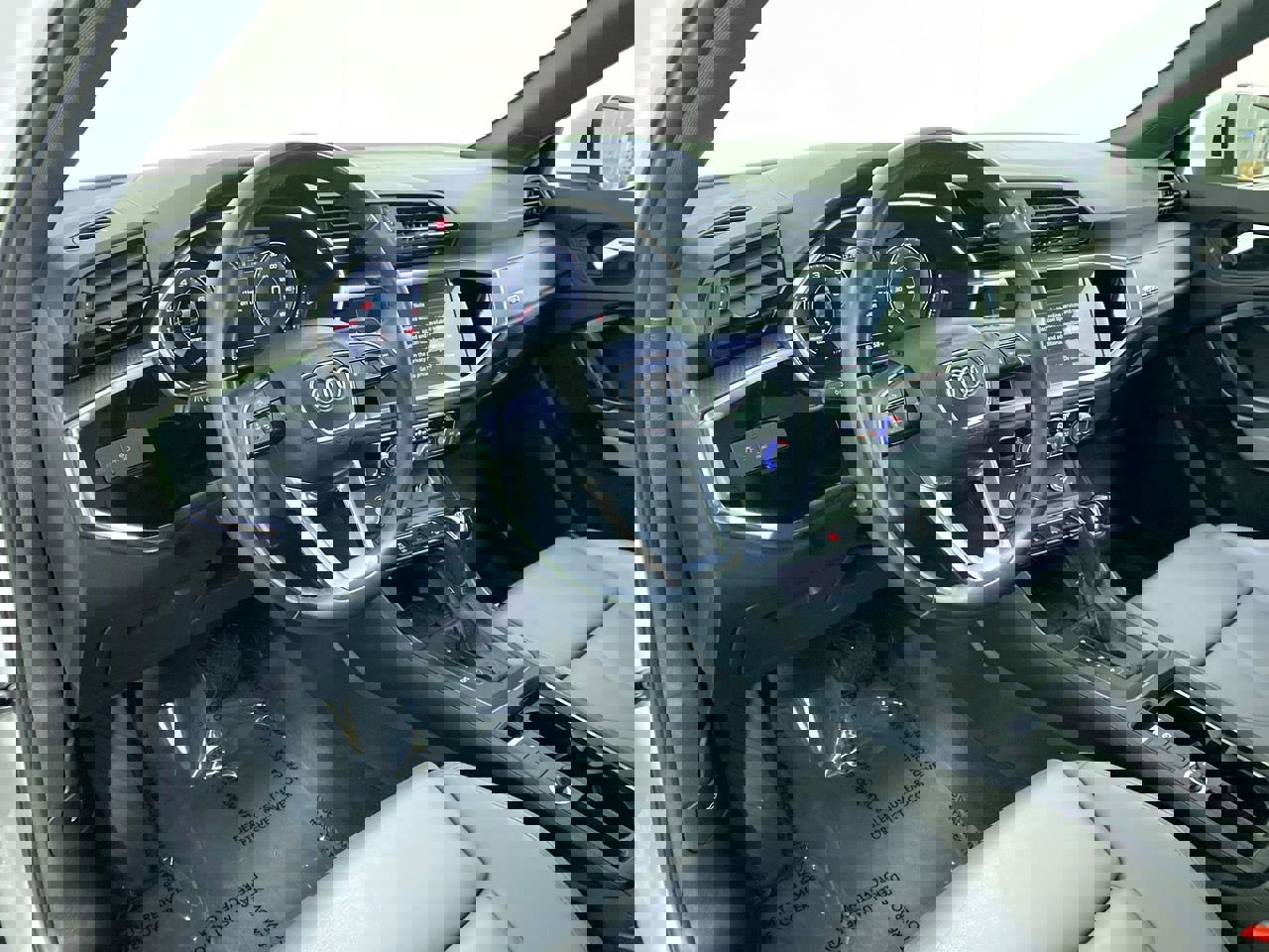 Used 2020 Audi Q3 2.0T Premium Plus w/ Premium Plus Package image 23