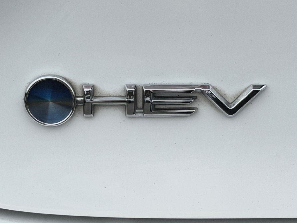 Used 2025 Toyota Camry SE FWD image 32