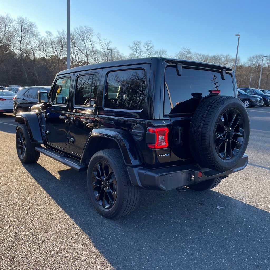 Used 2021 Jeep Wrangler Unlimited Sahara w/ Cold Weather Group image 5