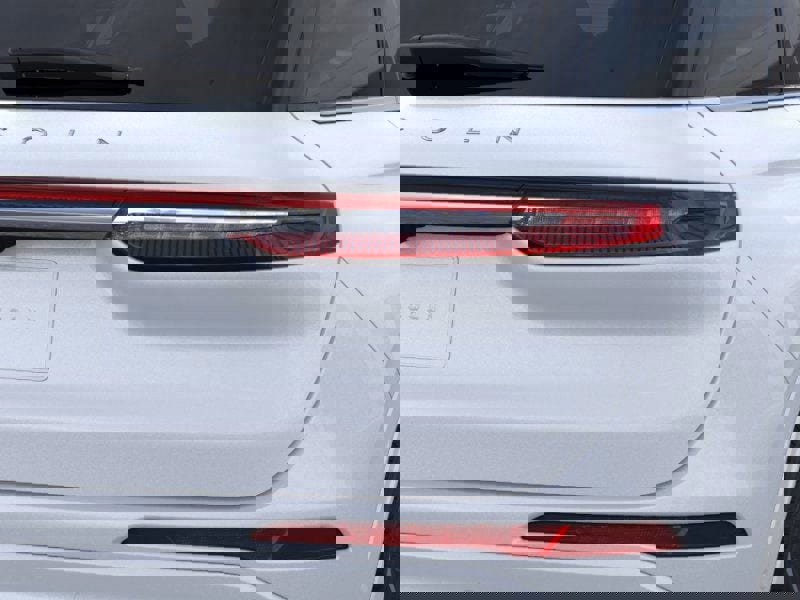 New 2024 Lincoln Corsair Grand Touring w/ Equipment Group 302A image 21