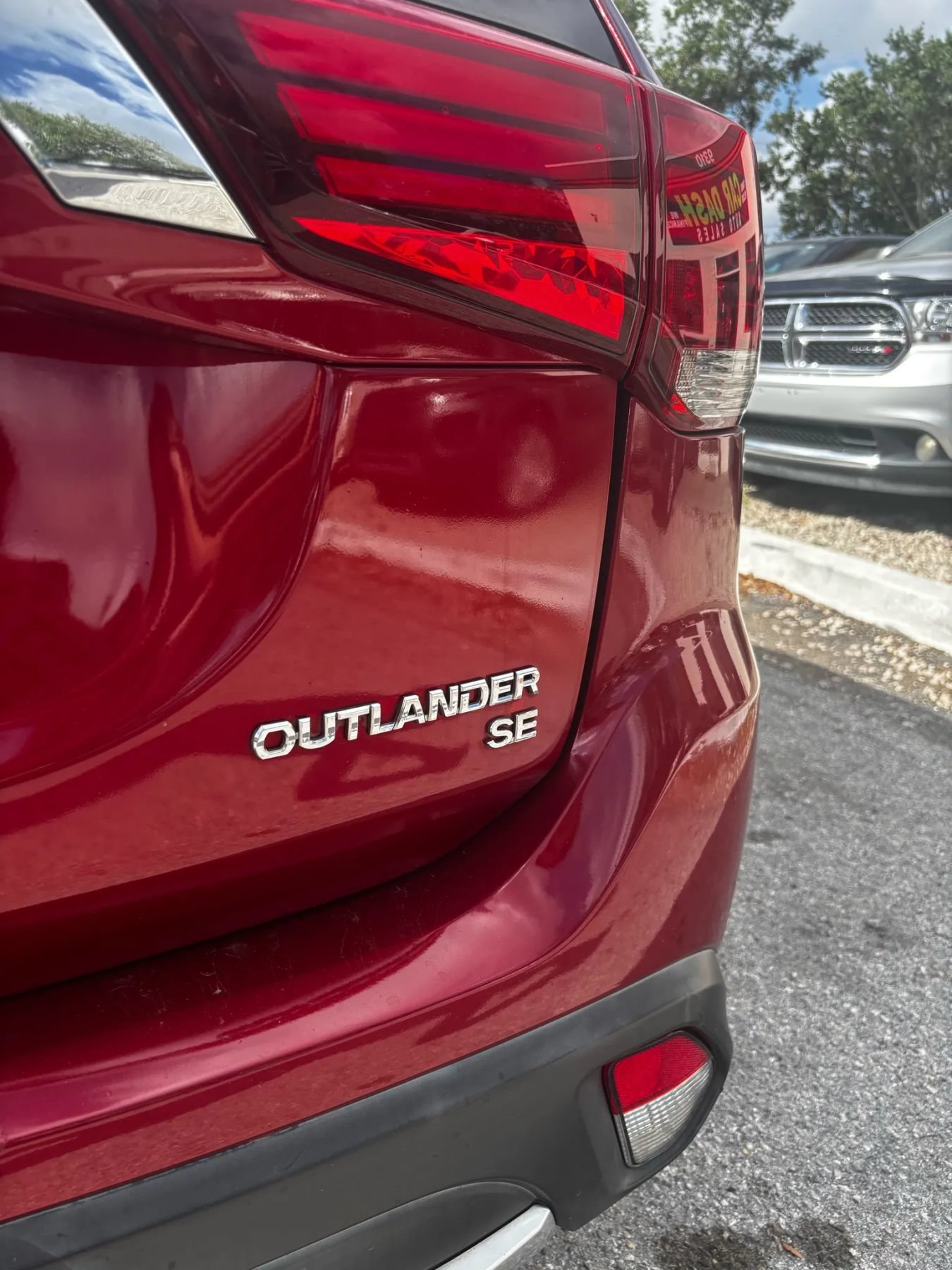 Used 2016 Mitsubishi Outlander SE FWD image 8