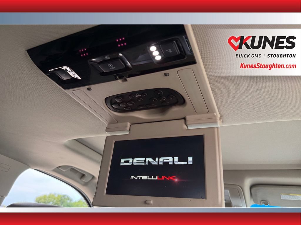 Used 2017 GMC Yukon XL Denali w/ Open Road Package AWD/4WD image 47