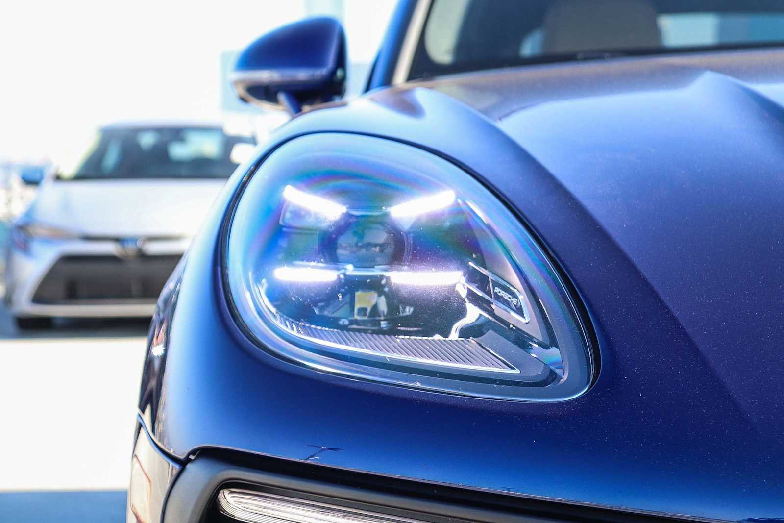 Used 2024 Porsche Macan image 6