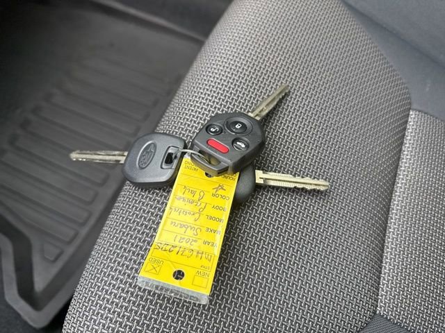 Used 2021 Subaru Crosstrek 2.0i Premium w/ Popular Package #5 image 16