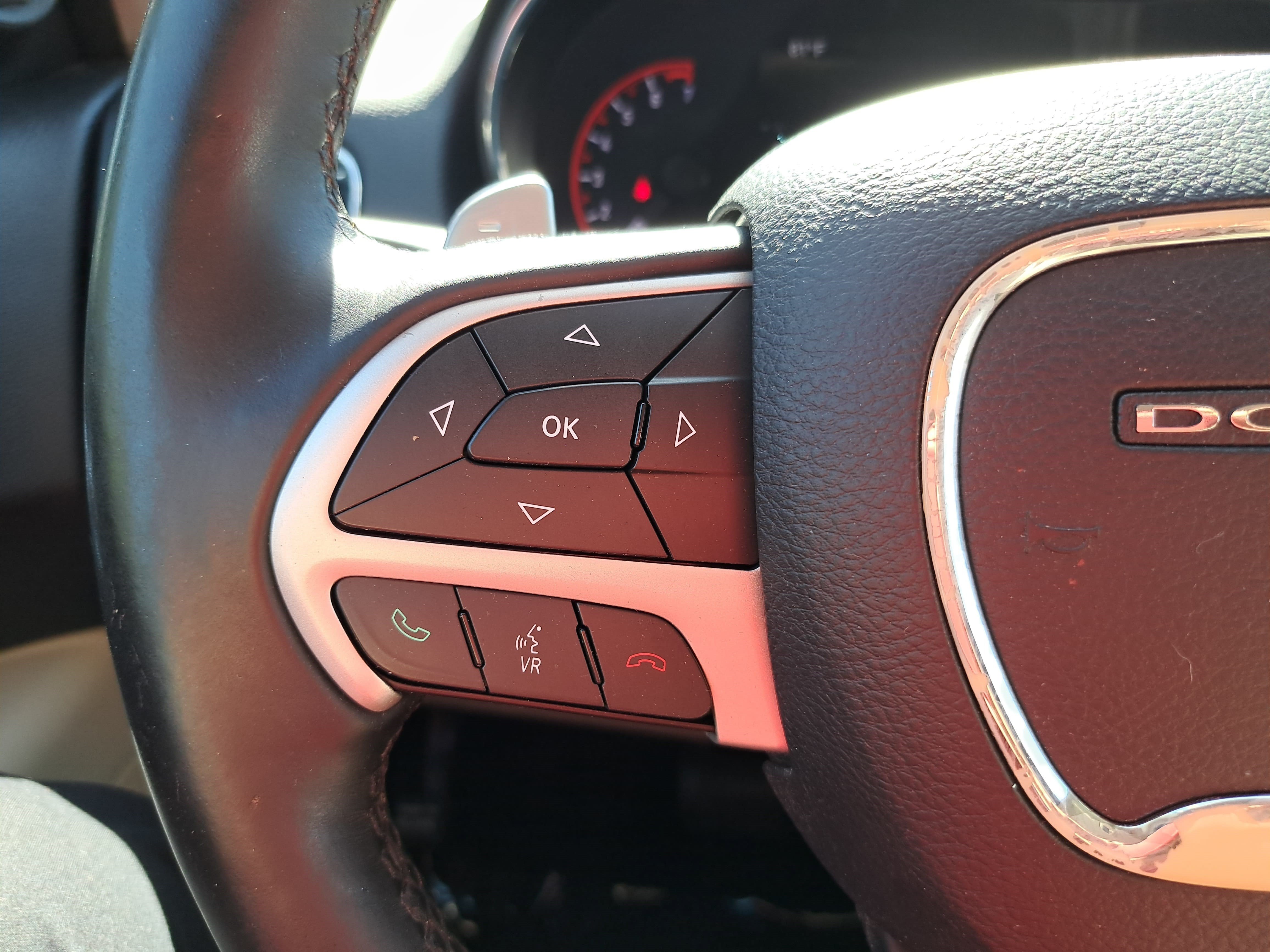 Used 2015 Dodge Durango Limited w/ Nav & Power Liftgate Group RWD image 17