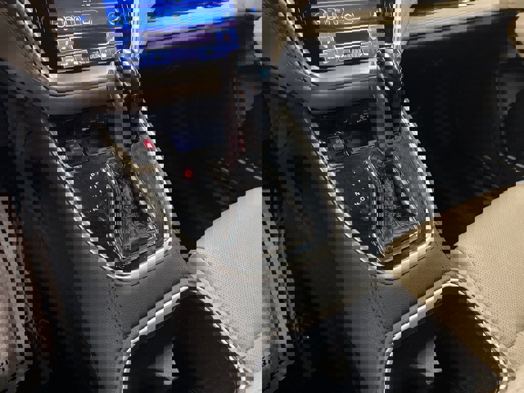 Used 2020 Subaru Legacy Limited w/ Popular Package #2 image 25