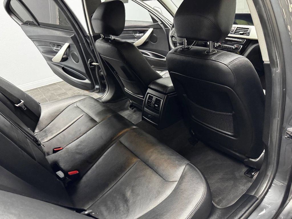 Used 2018 BMW 320i xDrive Sedan image 51