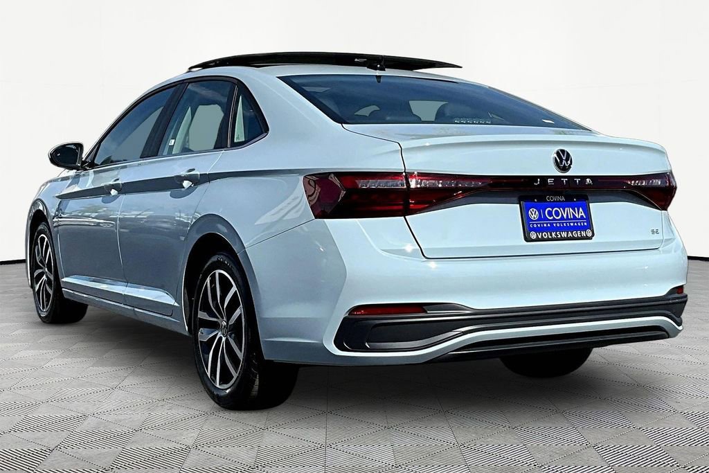 New 2026 Volkswagen Jetta SE image 4