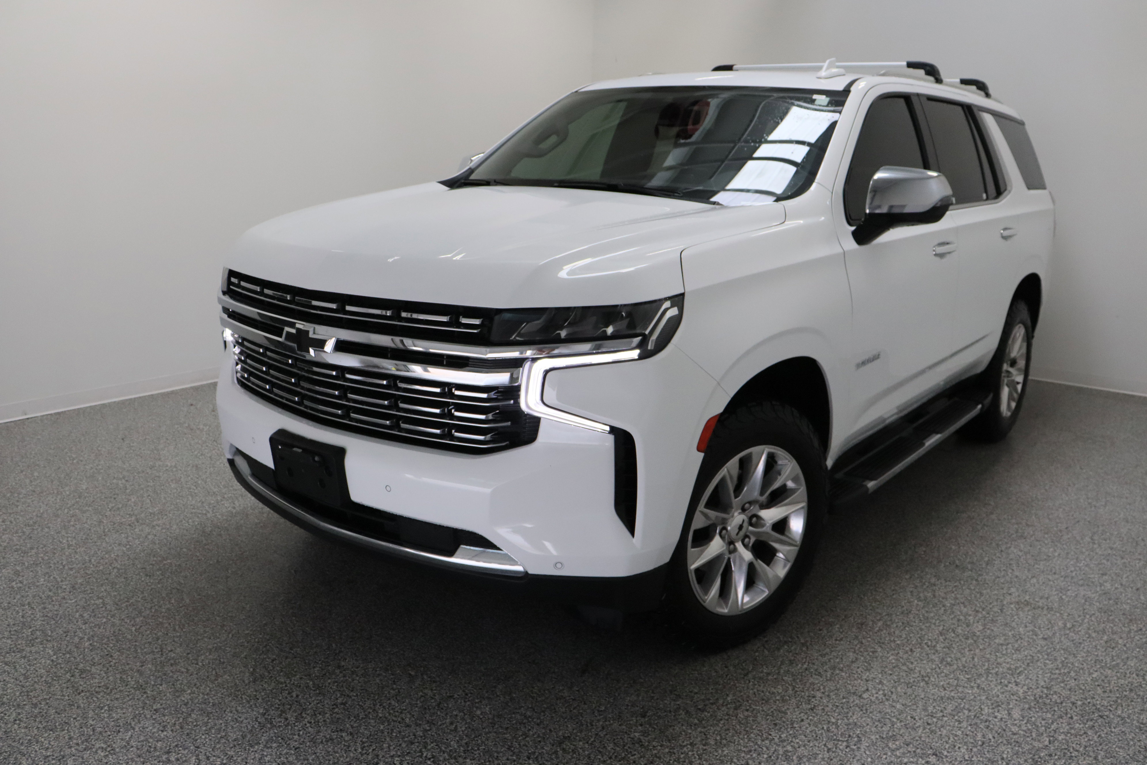 Used 2023 Chevrolet Tahoe Premier image 2