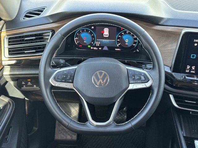 Certified 2025 Volkswagen Atlas SE AWD/4WD image 10