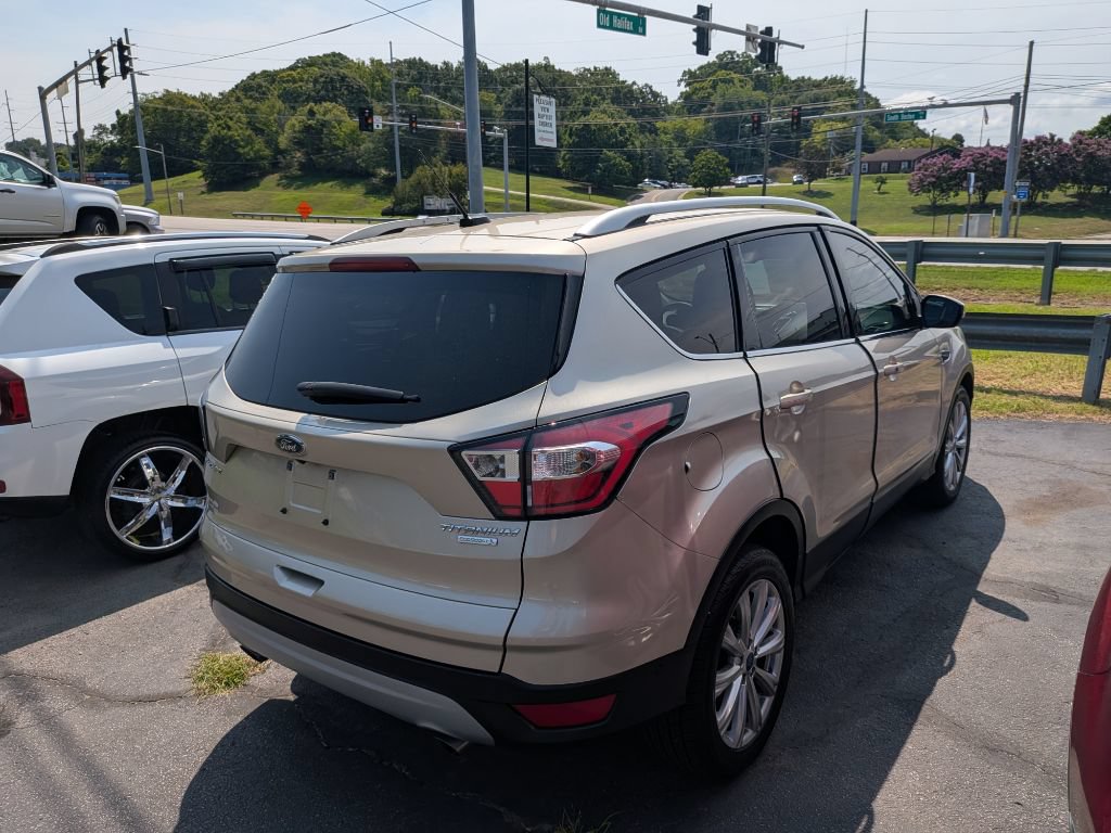 Used 2017 Ford Escape Titanium w/ Equipment Group 301A FWD image 5