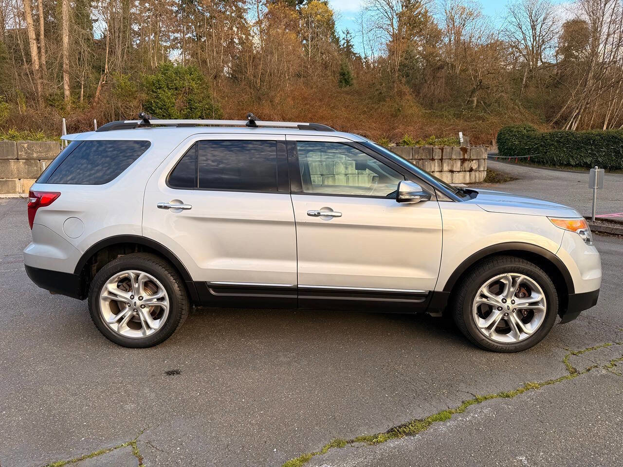 Used 2013 Ford Explorer Limited image 8