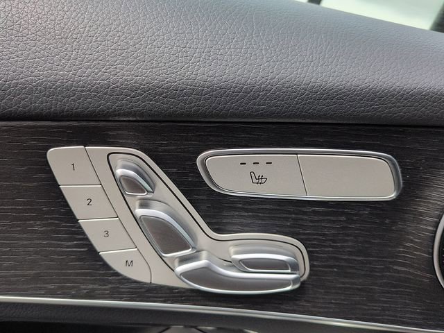 Used 2022 Mercedes-Benz GLC 300 4MATIC image 16