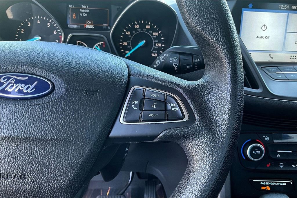 Used 2019 Ford Escape SE FWD image 14